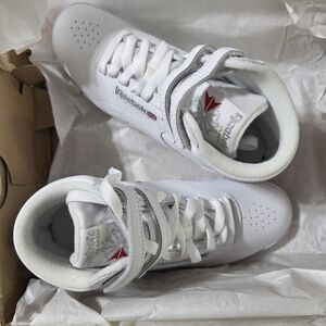 SOLD:Reebok Women/ Big Kids White Classic Freestyle High-Top Sneakers 80's Style
